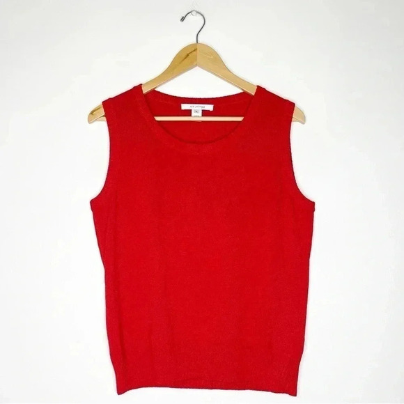 St. John Red Sleeveless Sweater Vest Size Medium - Picture 1 of 5